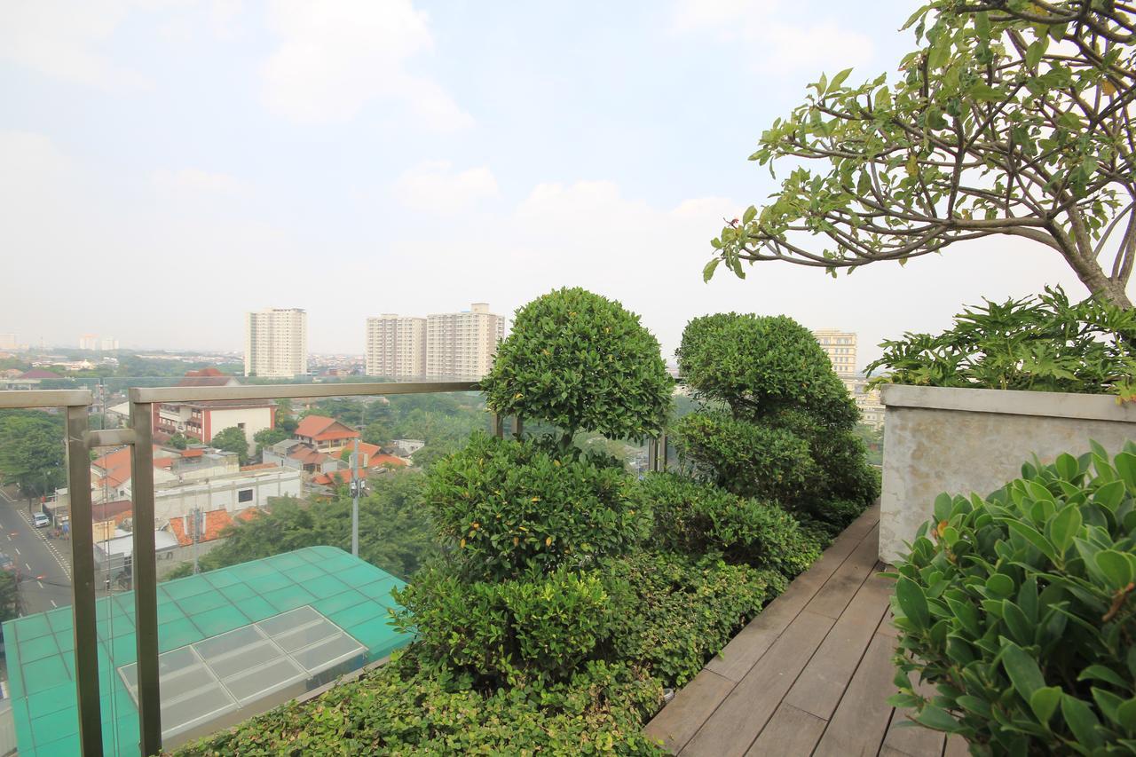 Harvia Suites Kebon Jeruk Джакарта Экстерьер фото