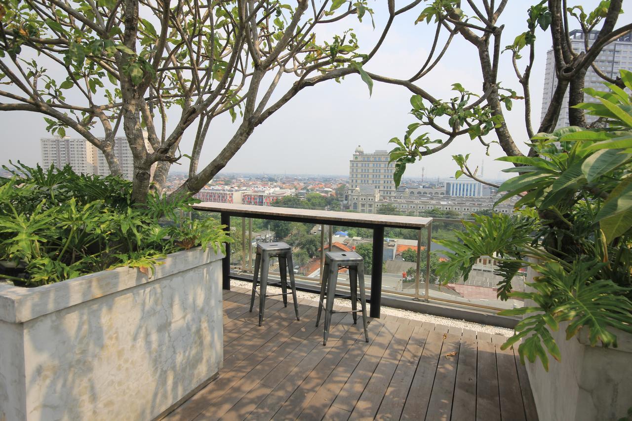 Harvia Suites Kebon Jeruk Джакарта Экстерьер фото