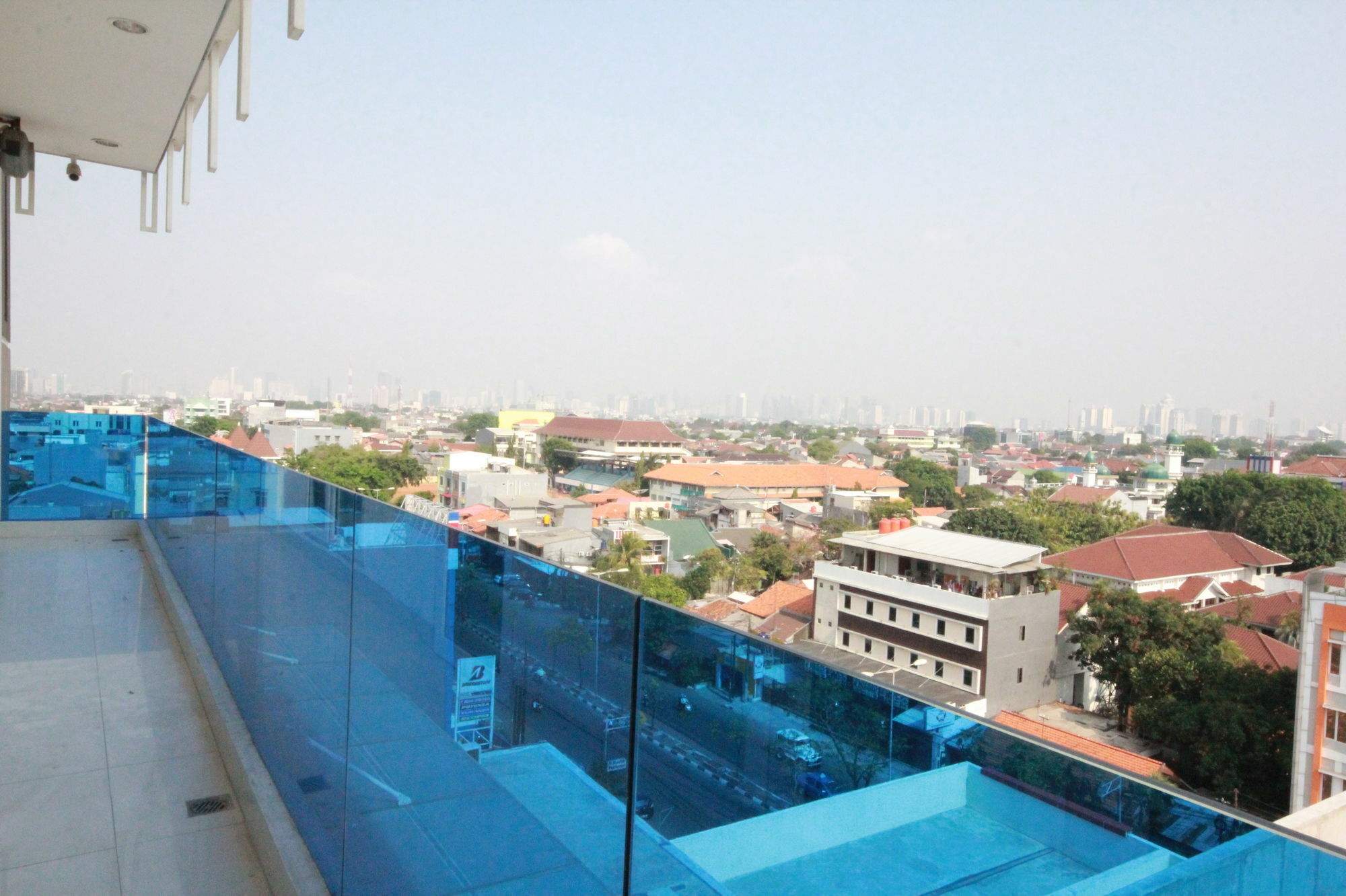 Harvia Suites Kebon Jeruk Джакарта Экстерьер фото