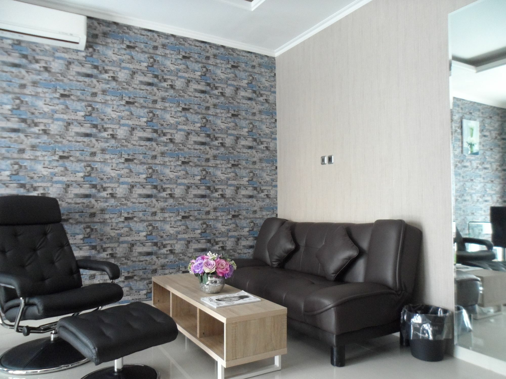 Harvia Suites Kebon Jeruk Джакарта Экстерьер фото